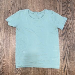Lululemon Green Shirt, size 6